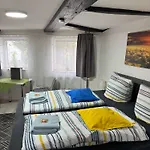 Апартаменты Ferienwohnung-goldener Winkel