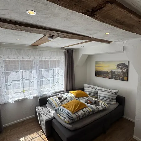 Ferienwohnung-goldener Winkel * Holzminden