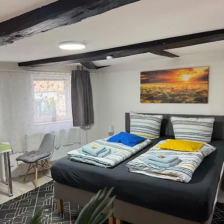 Ferienwohnung-goldener Winkel 아파트 홀즈민덴